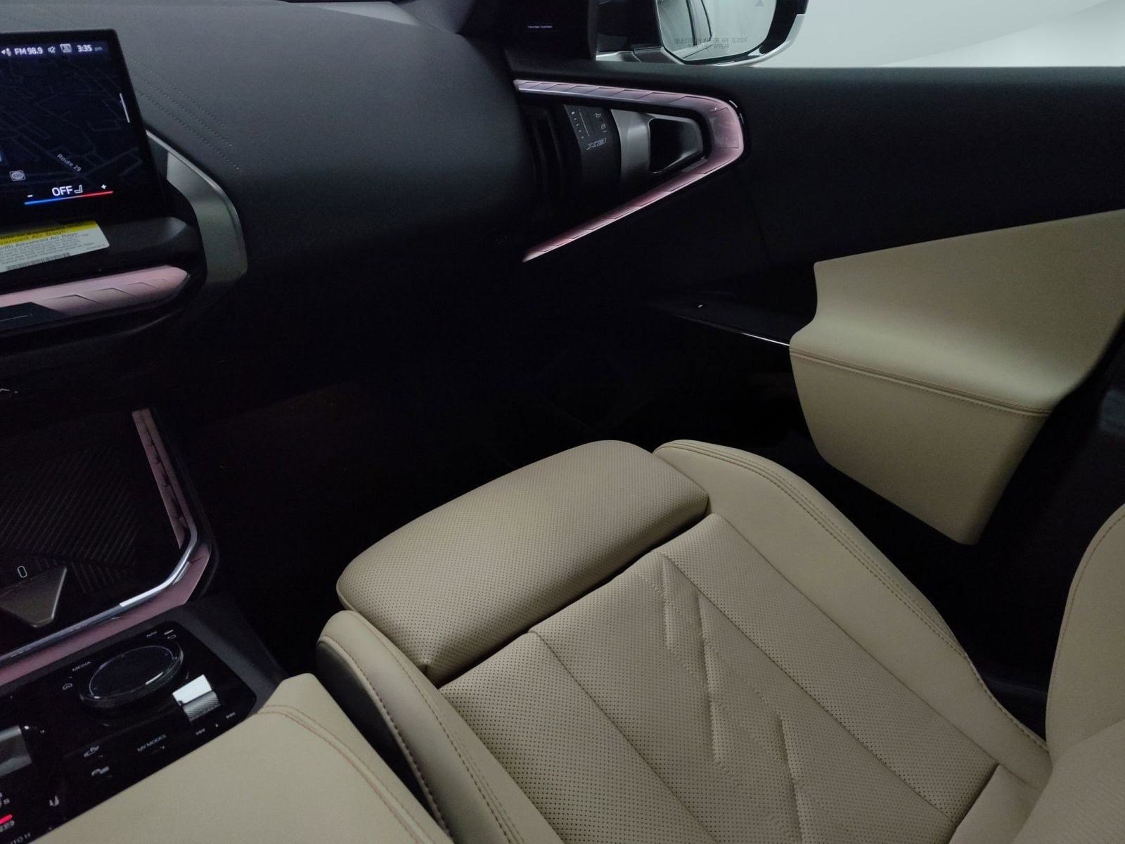 New 2026 BMW X3 xDrive30 w/ Premium Package image 26