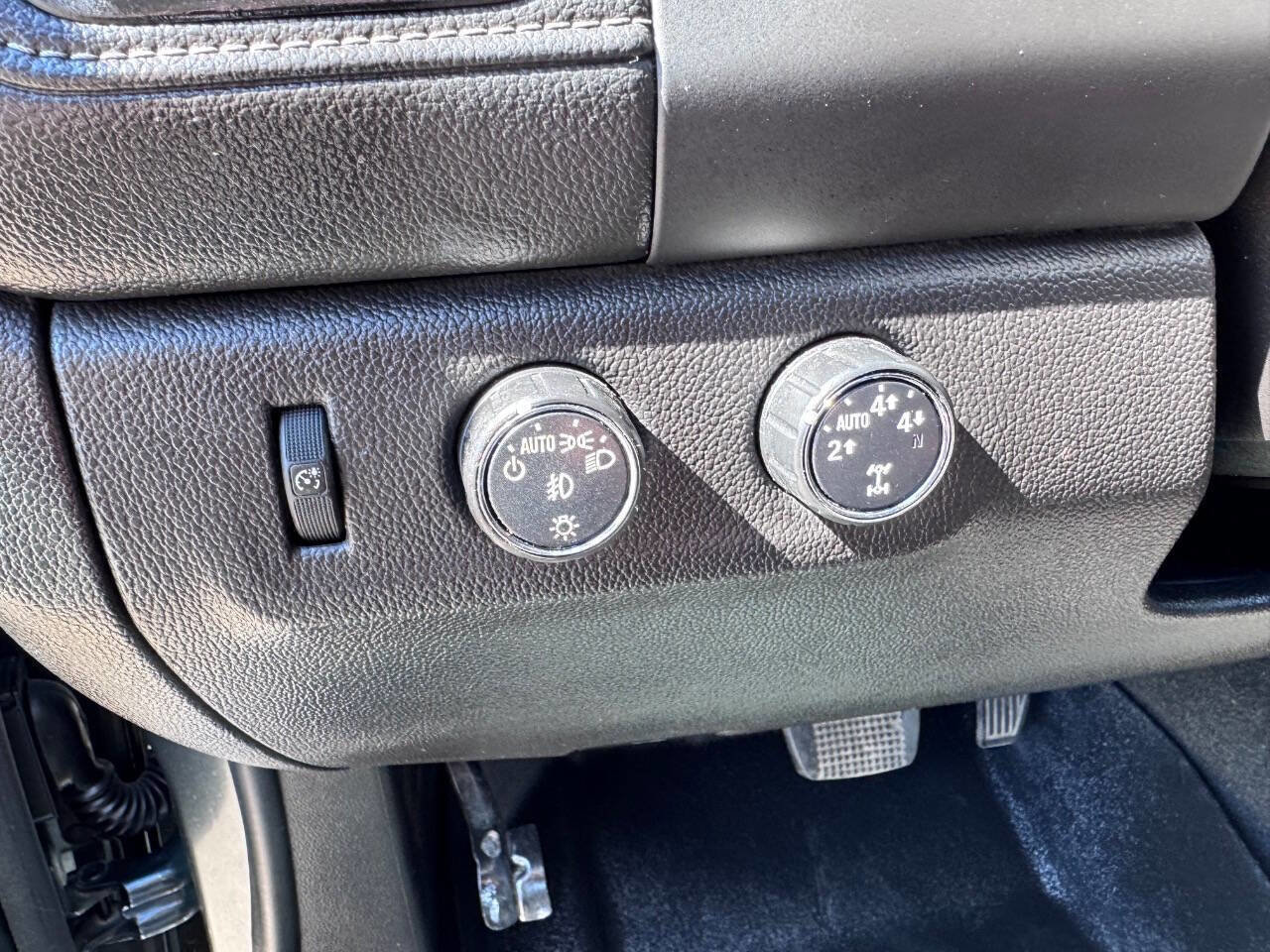 Used 2015 GMC Canyon SLT w/ Driver Alert Package image 18