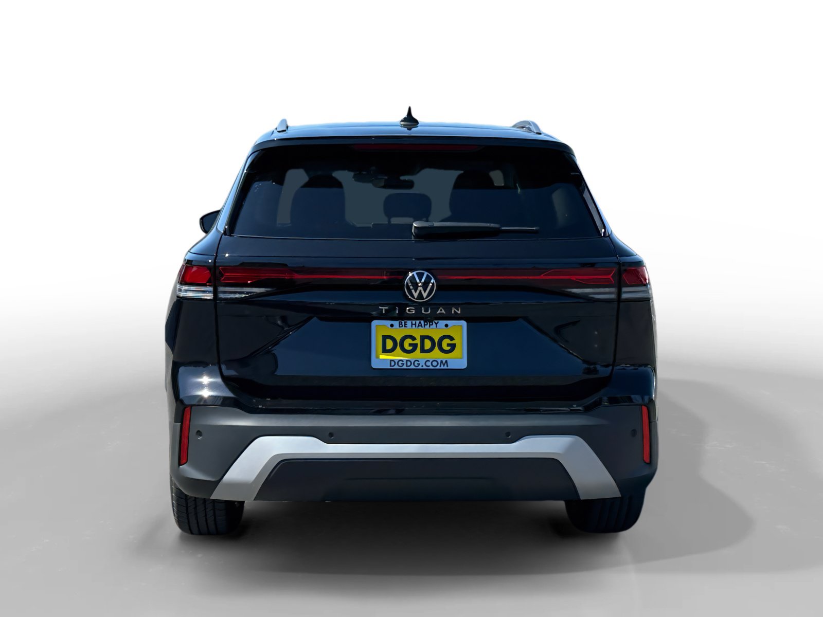 New 2026 Volkswagen Tiguan S FWD image 4