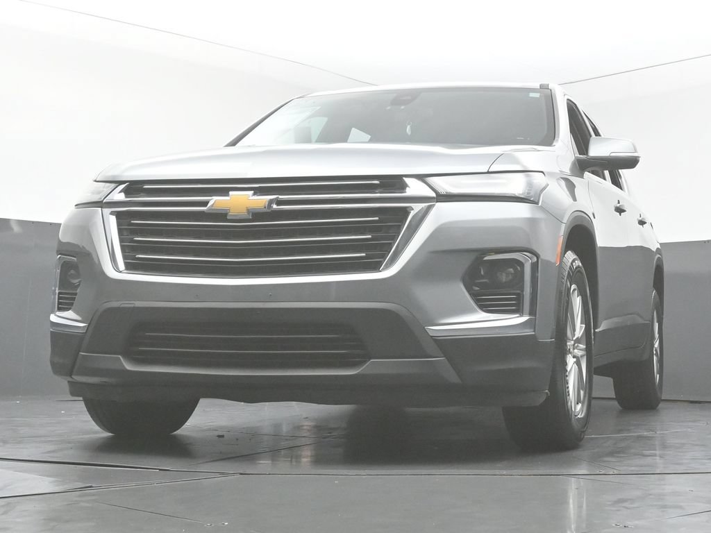 Used 2023 Chevrolet Traverse LT AWD/4WD image 48