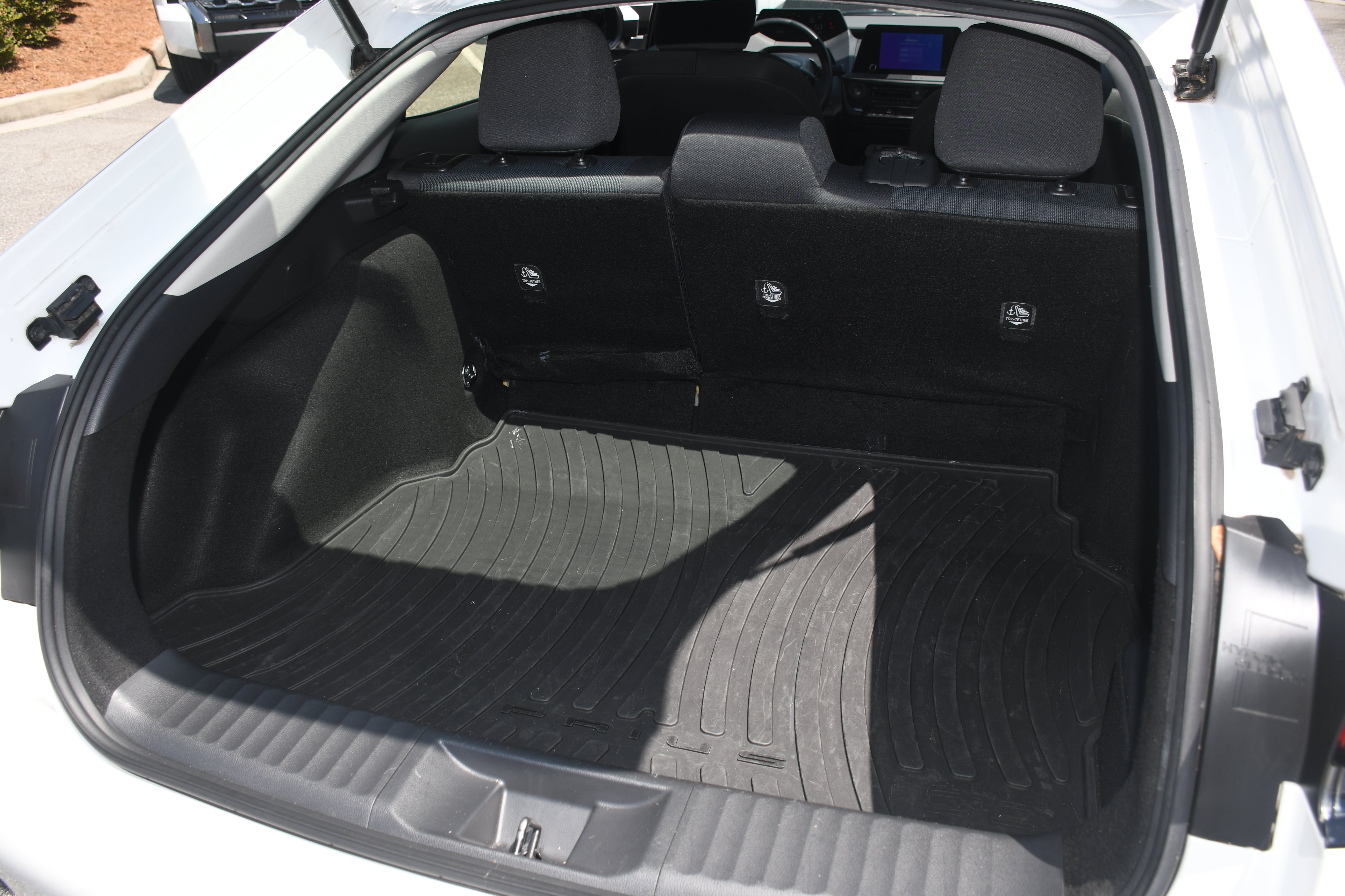 Certified 2024 Toyota Prius LE AWD/4WD image 16