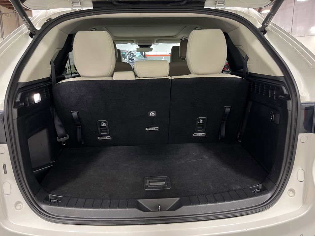 Used 2024 MAZDA CX-90 3.3 Turbo w/ Premium Package image 8