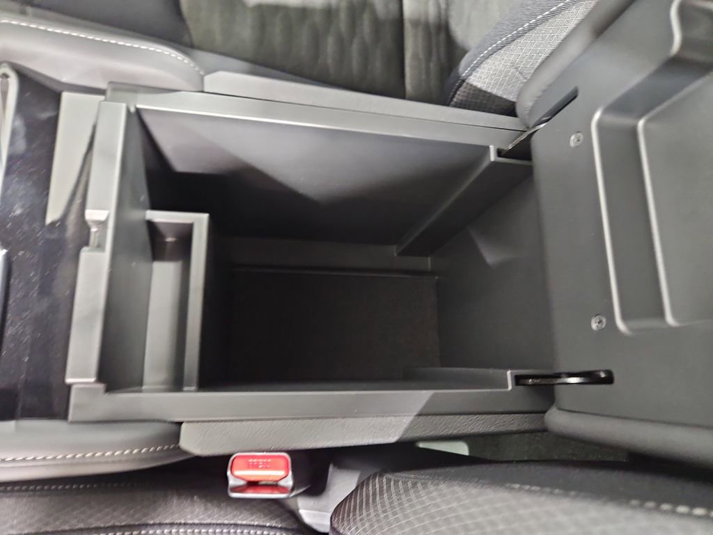 New 2026 Nissan Pathfinder SV image 24