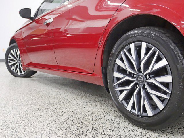 Used 2023 Nissan Altima 2.5 SV image 12