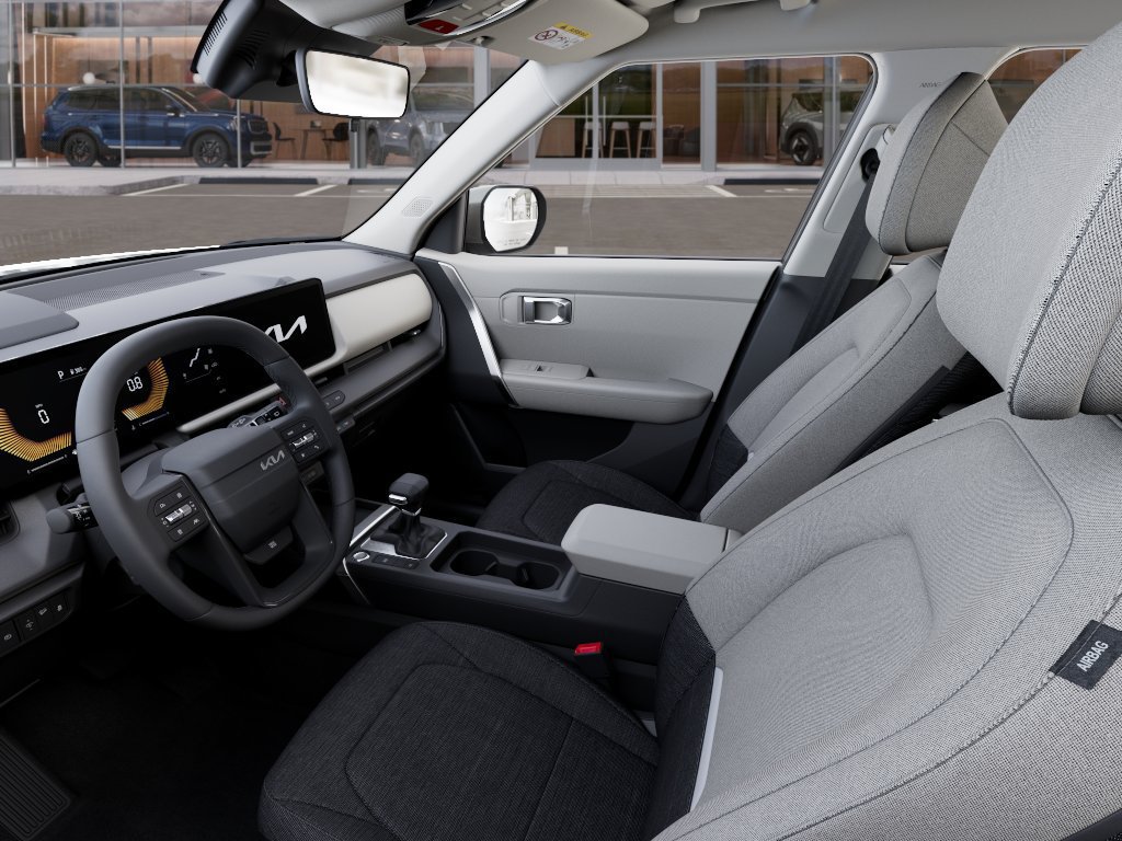 New 2027 Kia Seltos LX FWD image 17