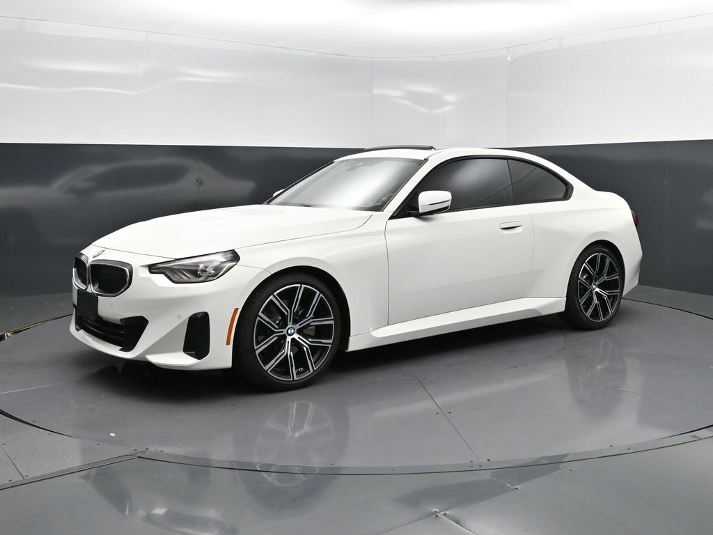 Certified 2024 BMW 230i Coupe w/ Premium Package image 3