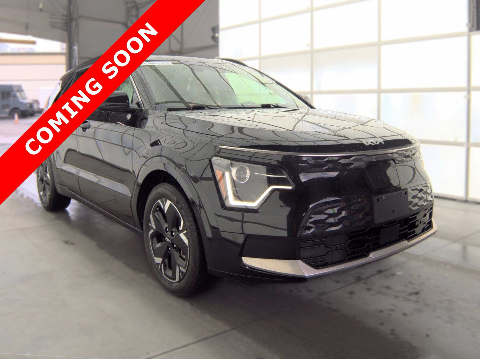 Used 2023 Kia Niro Wind w/ Wind Preserve Package FWD image 3