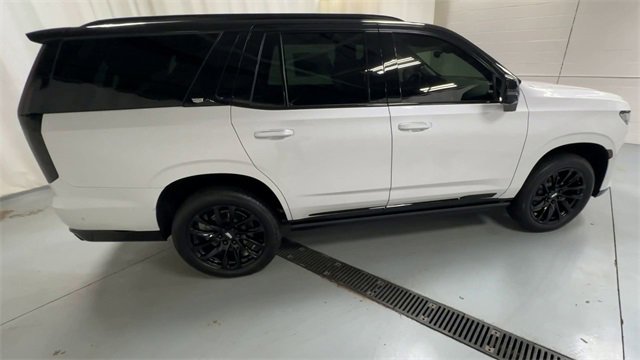 Certified 2023 Cadillac Escalade Sport Platinum w/ LPO, ONYX Package image 9