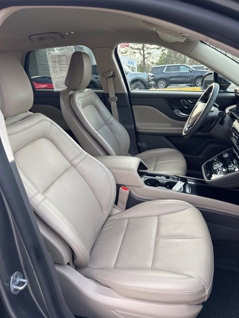 Used 2022 Lincoln Corsair FWD w/ Equipment Group 101A image 13