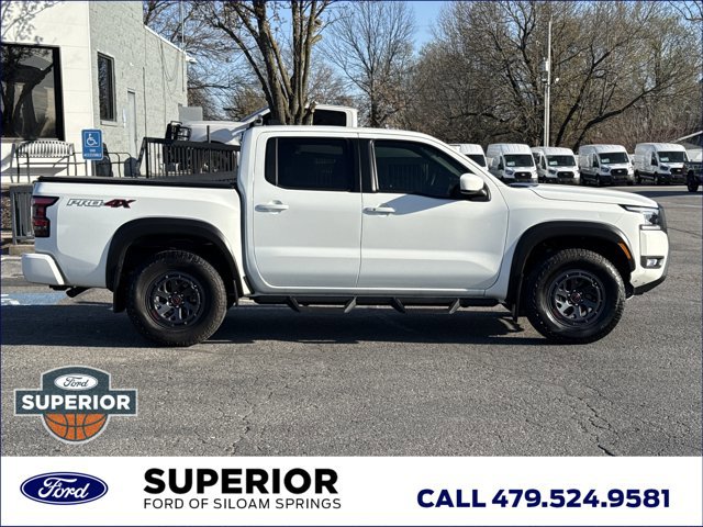 Used 2025 Nissan Frontier PRO-4X AWD/4WD image 2