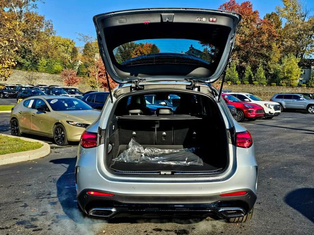 New 2026 Mercedes-Benz GLC 300 4MATIC image 9