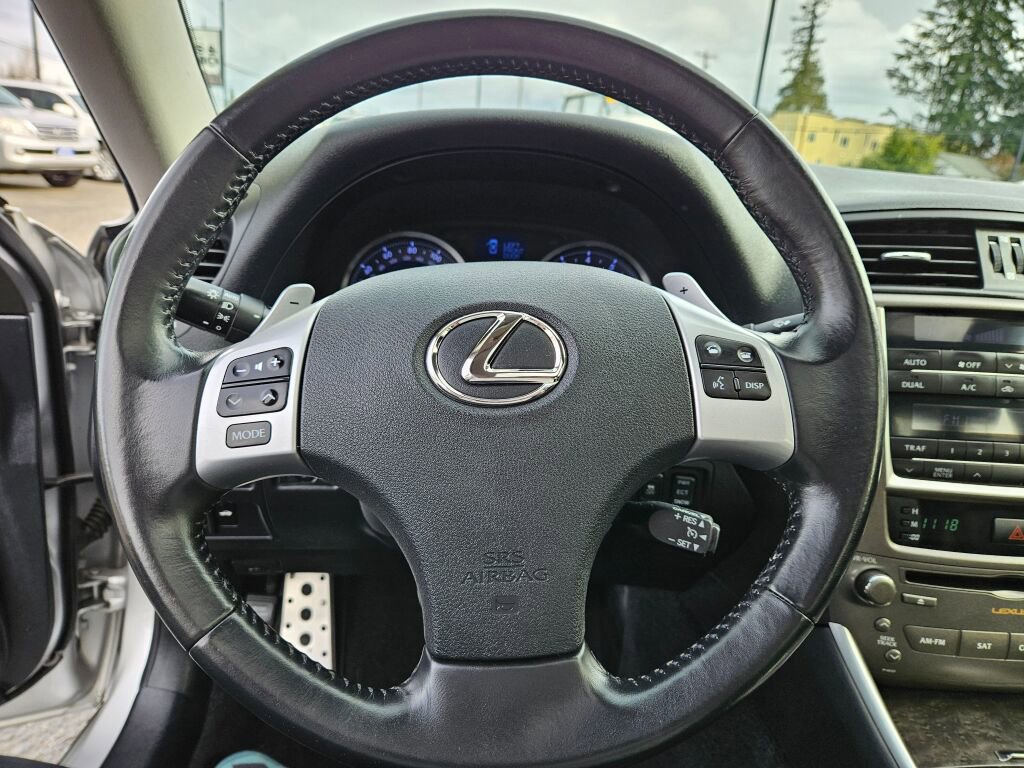 Used 2011 Lexus IS 250 w/ Premium Pkg Value Edition image 17