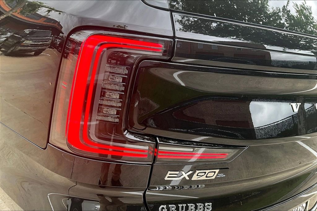 New 2026 Volvo EX90 Plus AWD/4WD image 43