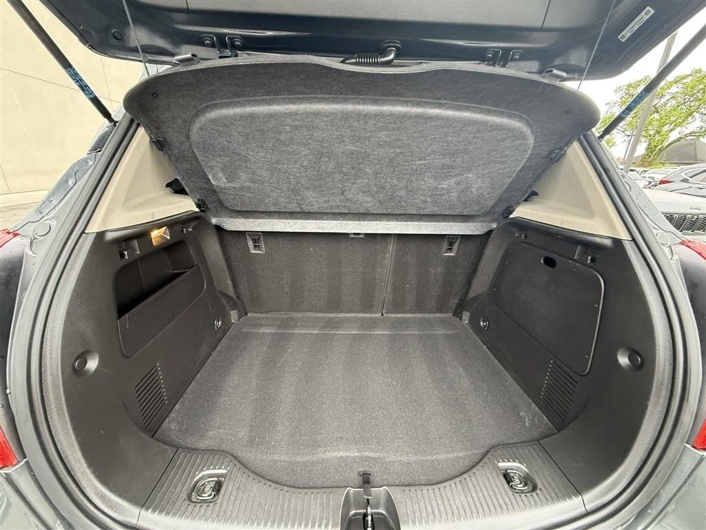 Used 2017 Buick Encore Preferred AWD/4WD image 18