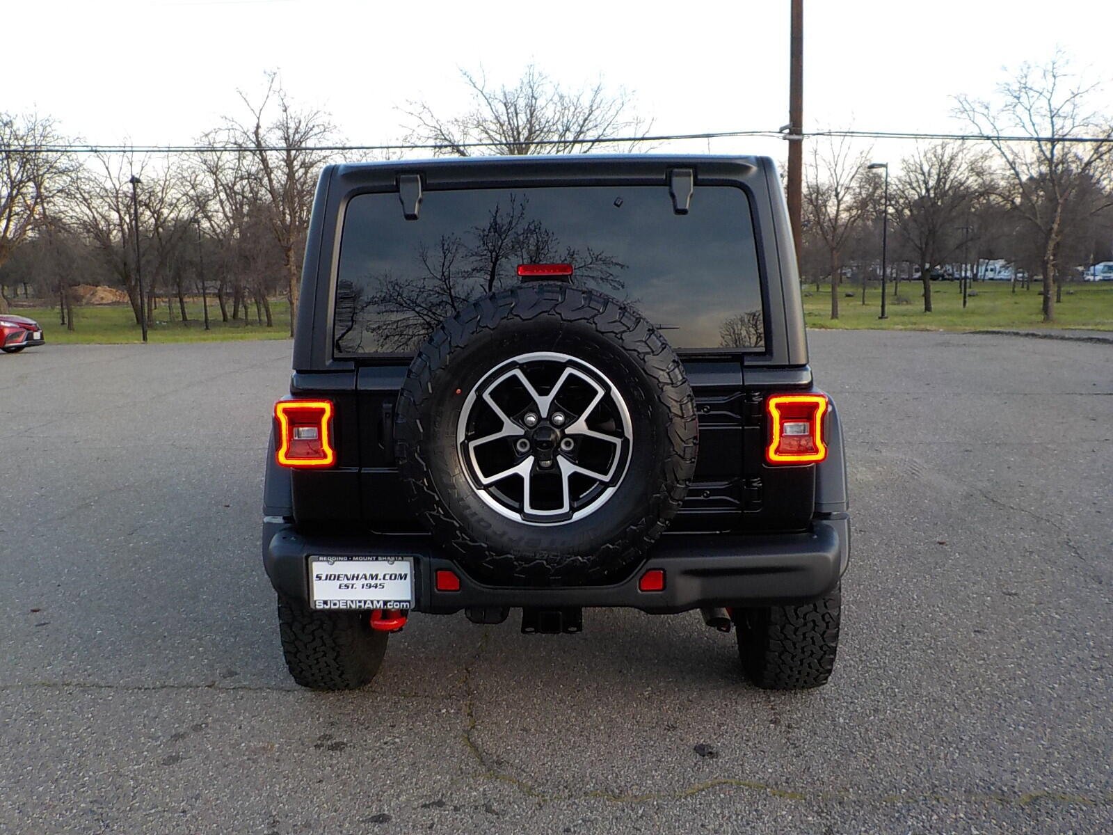 New 2026 Jeep Wrangler Unlimited Rubicon w/ Steel Bumper Group image 10