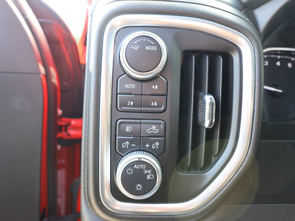 Certified 2020 GMC Sierra 1500 Elevation w/ Elevation Value Package AWD/4WD image 13