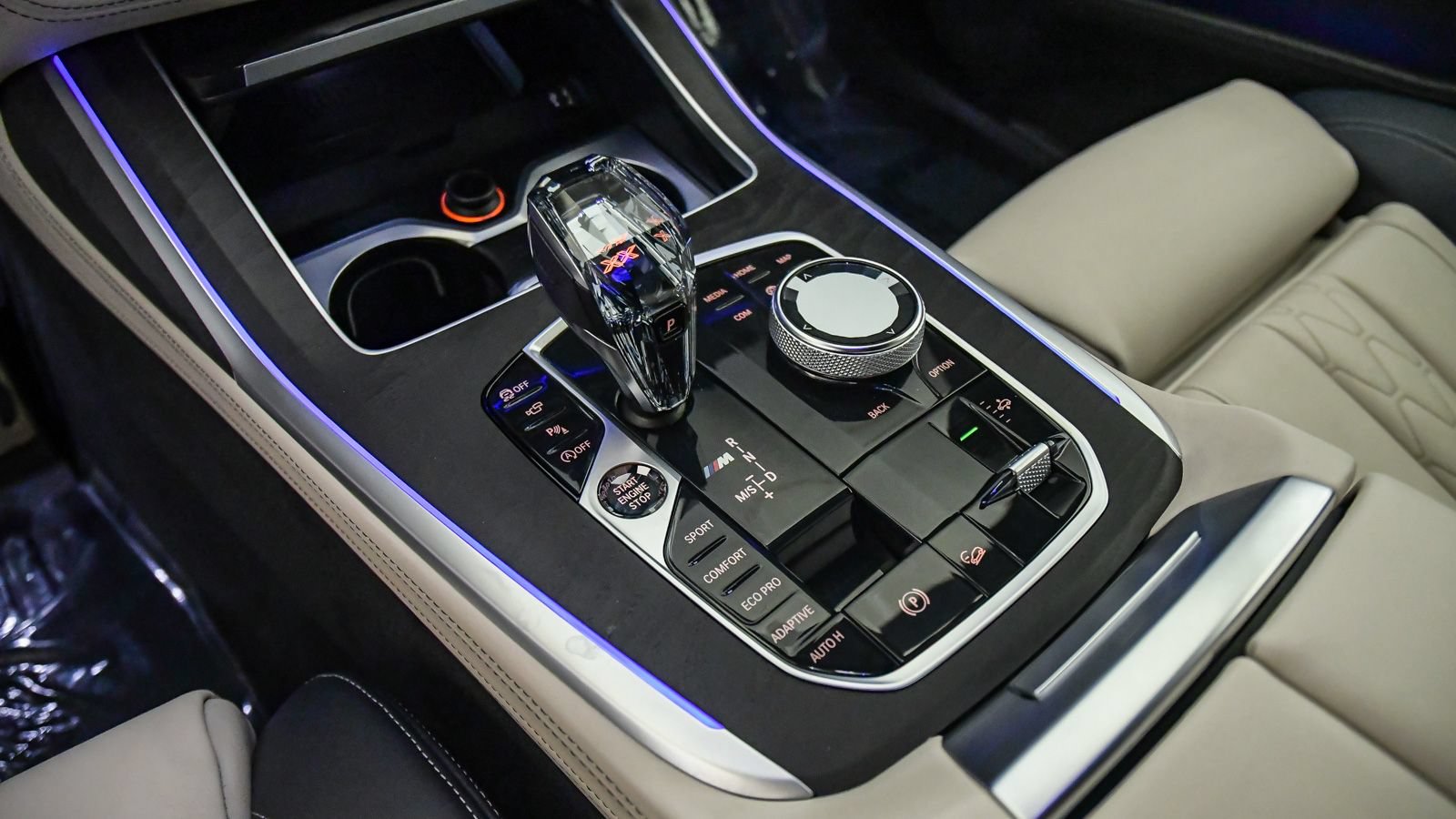 Used 2021 BMW X7 M50i w/ Executive Package AWD/4WD image 25