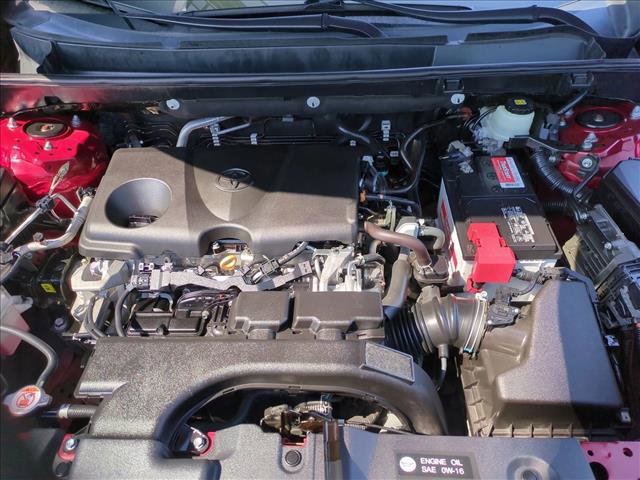 Used 2021 Toyota RAV4 XLE image 20