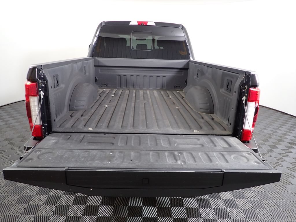 Used 2019 Ford F250 Lariat w/ Lariat Ultimate Package AWD/4WD image 17