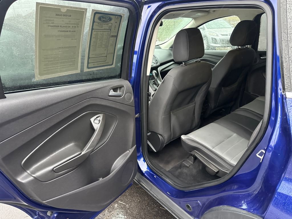 Used 2016 Ford Escape SE w/ Equipment Group 201A image 17