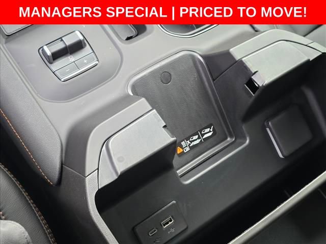 Used 2026 GMC Sierra 3500 AT4 image 27