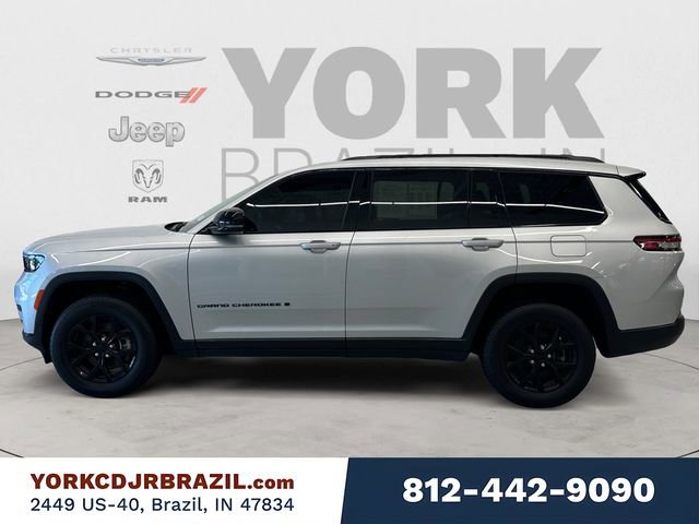 Used 2024 Jeep Grand Cherokee L Laredo AWD/4WD image 2