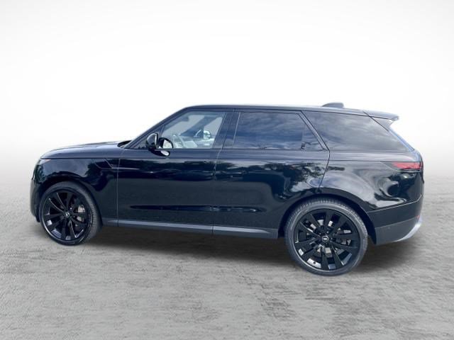 Used 2024 Land Rover Range Rover Sport SE AWD/4WD image 5