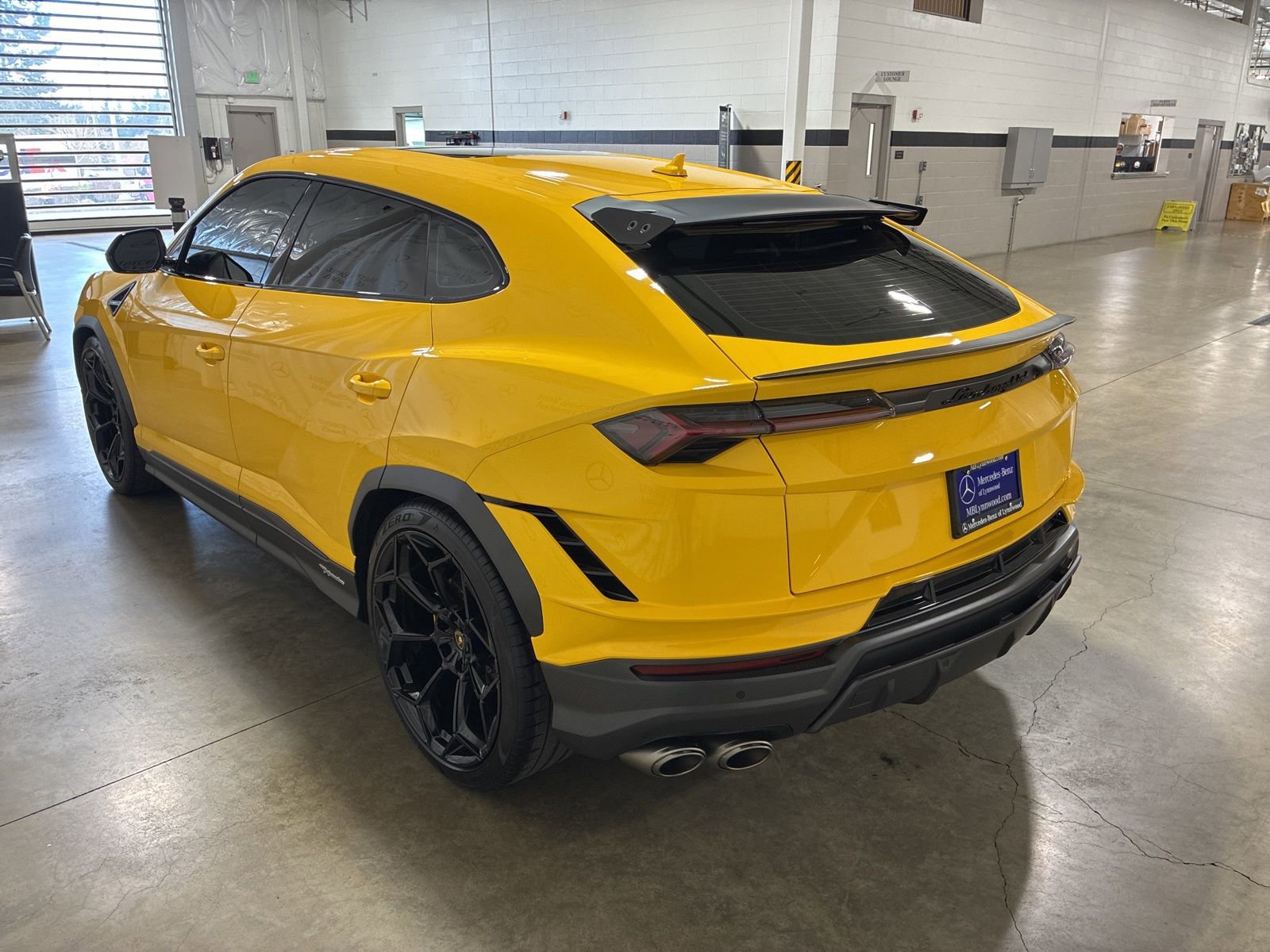 Used 2024 Lamborghini Urus Performante image 5