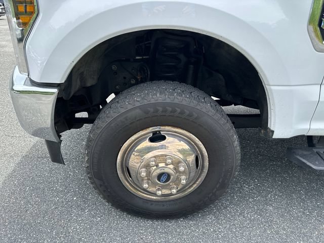 Used 2018 Ford F350 XL w/ Power Equipment Group AWD/4WD image 19