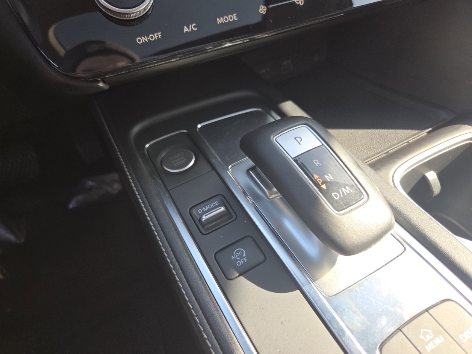 Used 2023 INFINITI QX60 Pure image 31