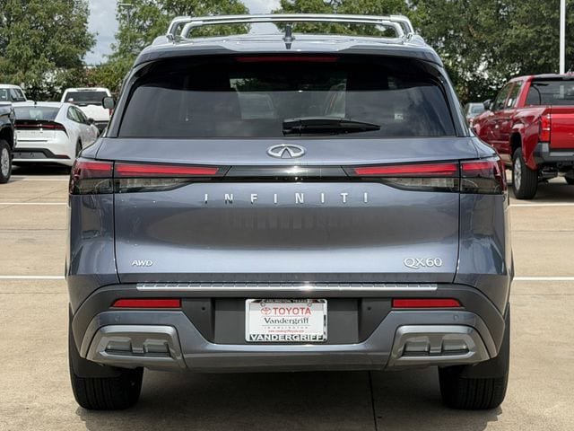 Used 2023 INFINITI QX60 Sensory w/ Cargo Package AWD/4WD image 5