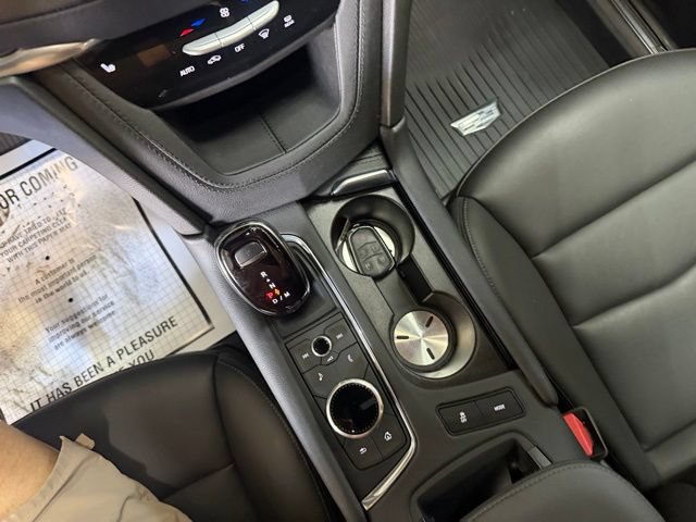 Used 2025 Cadillac XT5 Luxury w/ LPO, Floor Liner Package FWD image 23