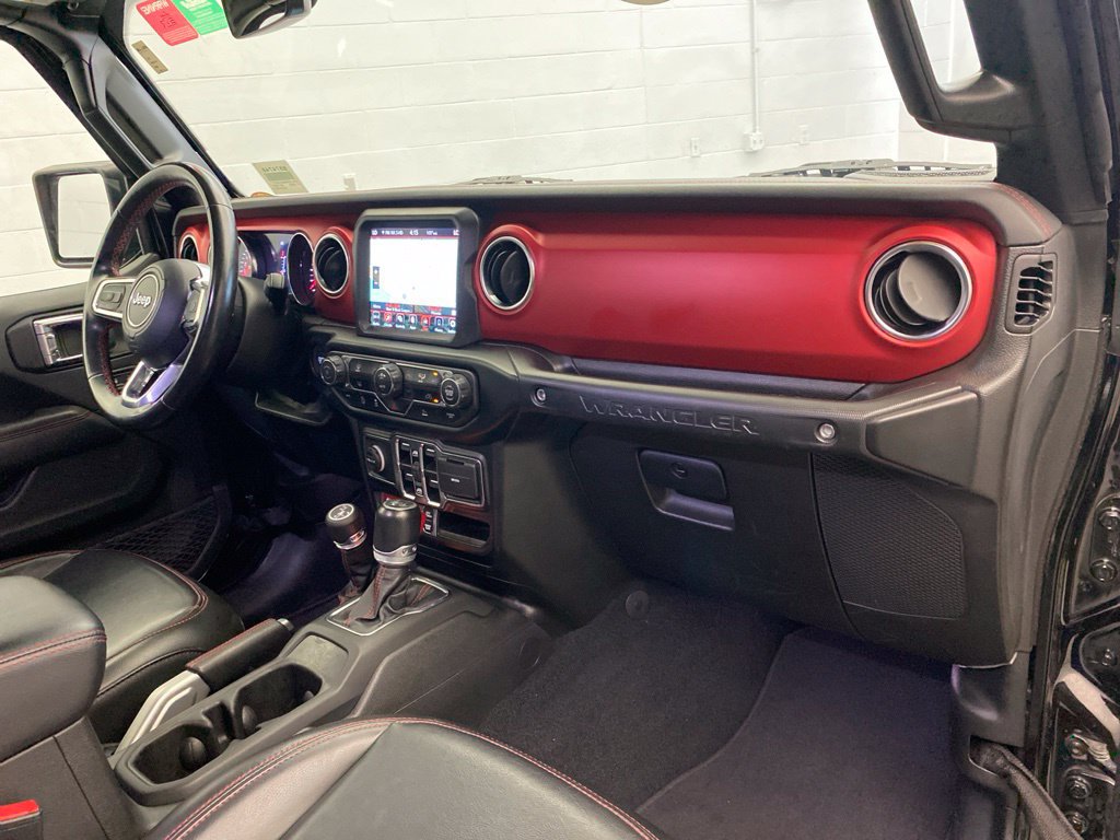 Used 2022 Jeep Wrangler Unlimited Rubicon AWD/4WD image 25