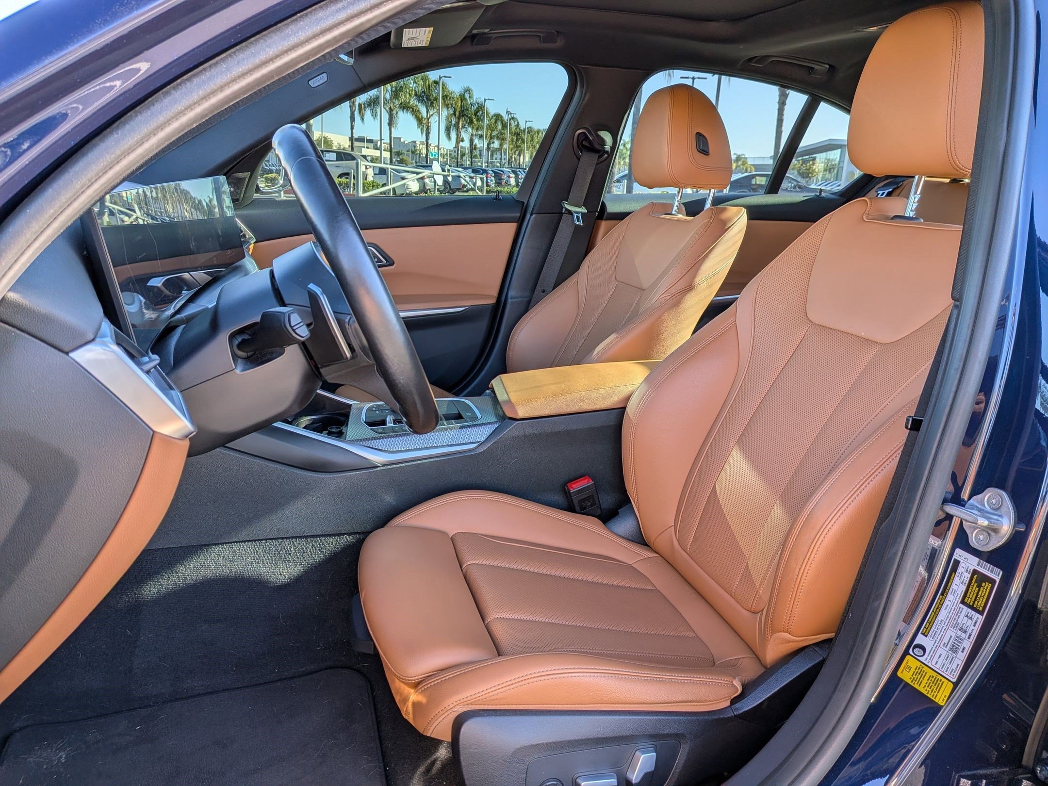 Certified 2023 BMW 330i 330i w/ M Sport Package image 16