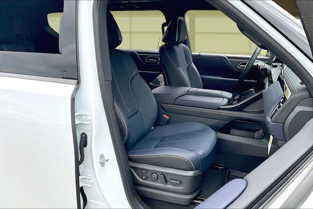 New 2026 INFINITI QX80 4WD image 7