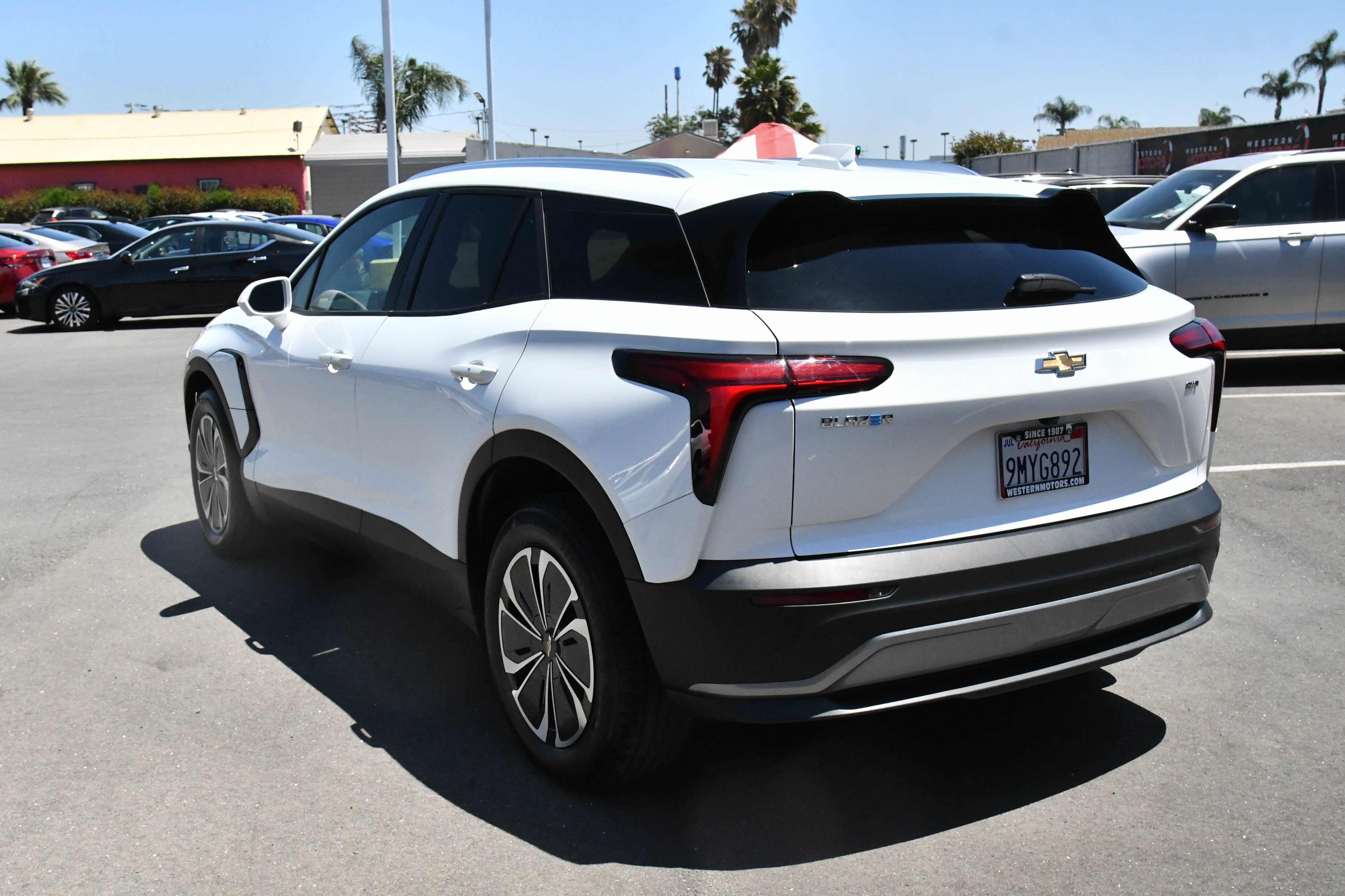 Used 2024 Chevrolet Blazer EV LT AWD/4WD image 6