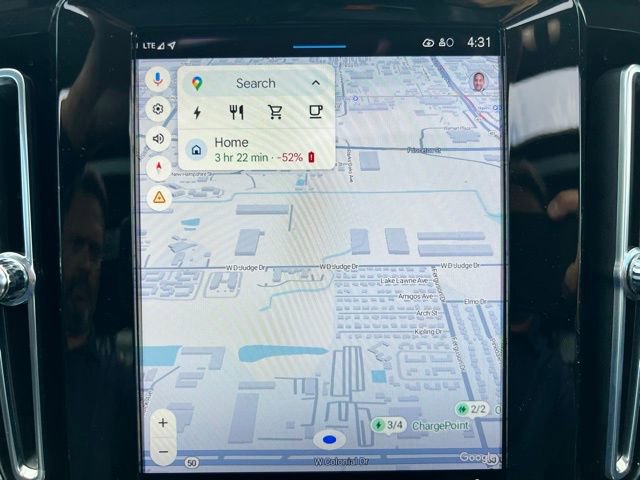 Used 2021 Volvo XC40 P8 Recharge w/ Advanced Package image 33