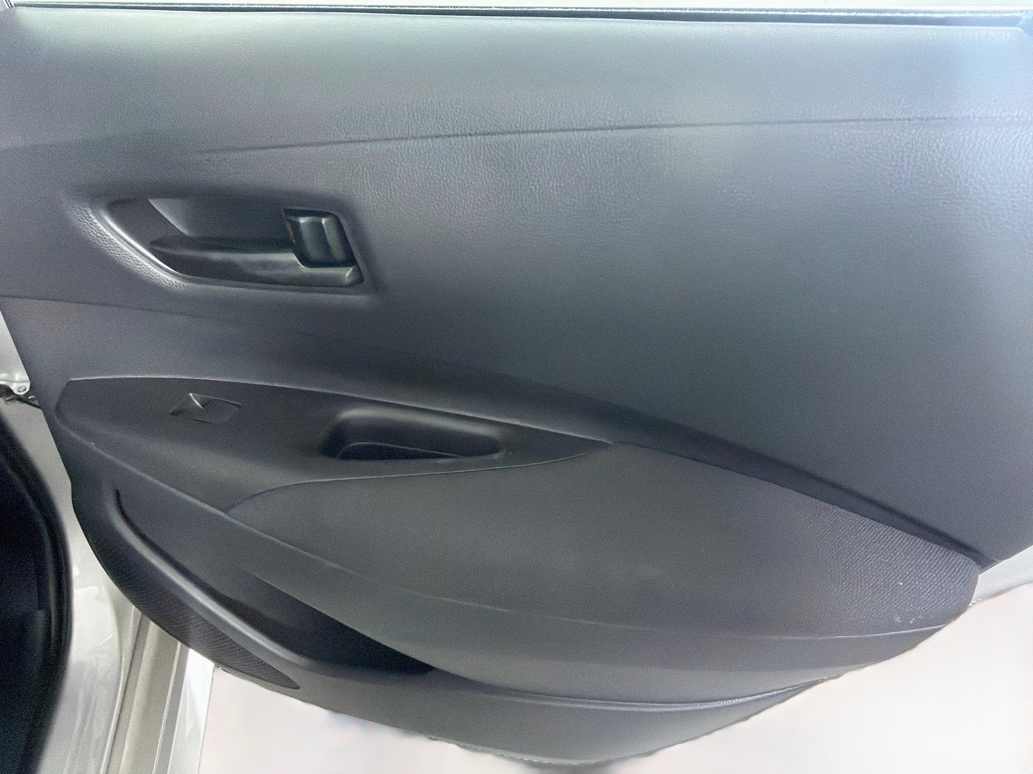 Used 2025 Toyota Corolla LE FWD image 26