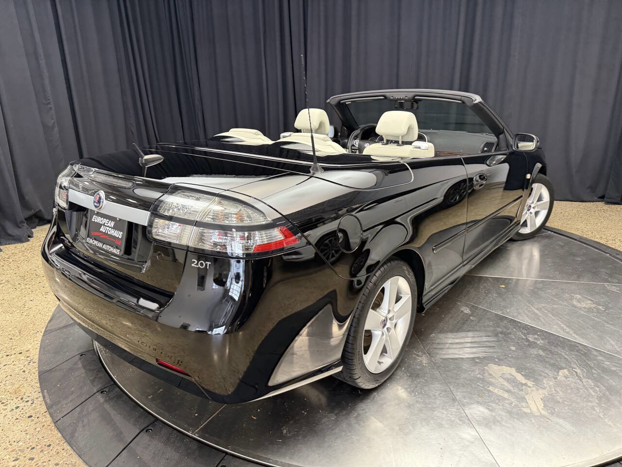 Used 2010 Saab 9-3 2.0T w/ Comfort Package image 7