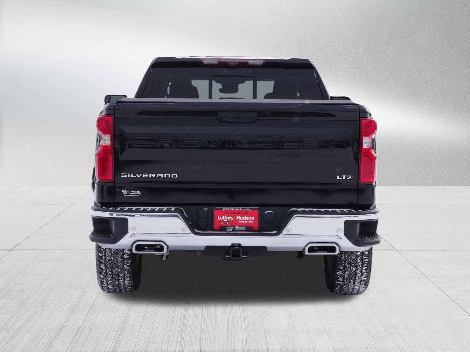 Used 2023 Chevrolet Silverado 1500 LTZ w/ LTZ Premium Package image 6