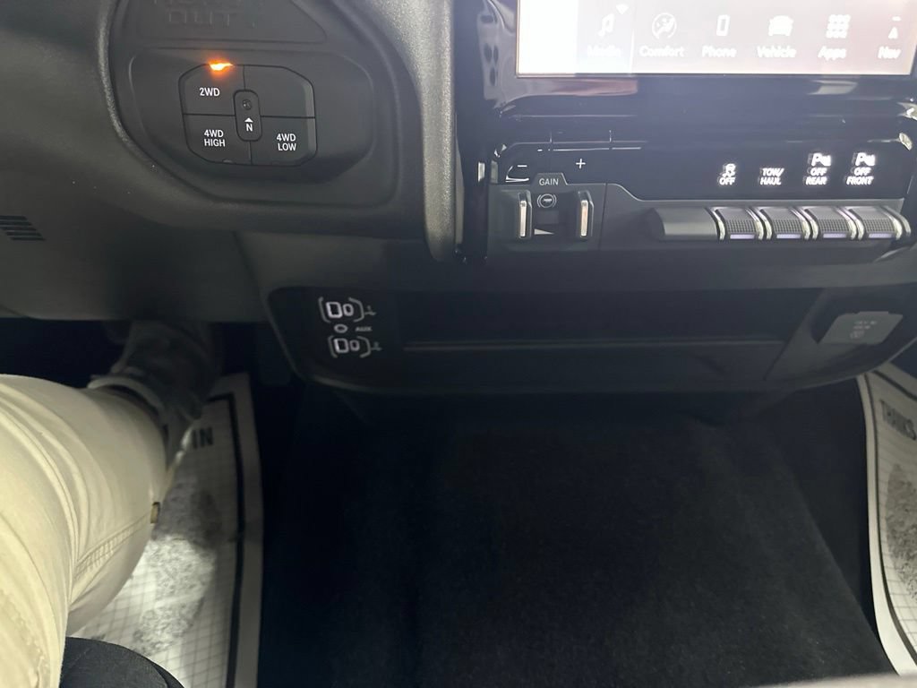 New 2026 RAM 2500 Tradesman AWD/4WD image 44