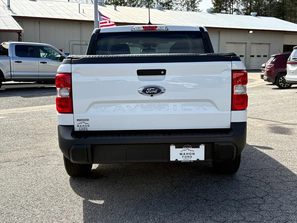 Used 2024 Ford Maverick XLT image 5