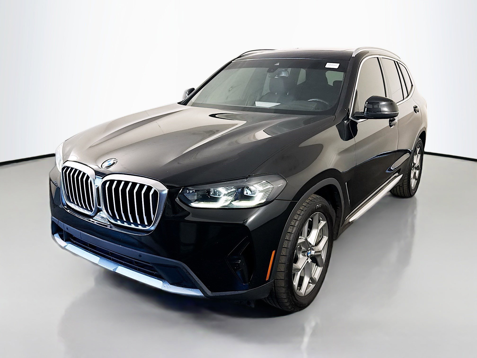 Used 2022 BMW X3 sDrive30i w/ Convenience Package image 4