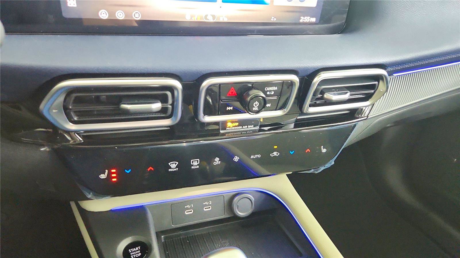 New 2026 Nissan Sentra SL w/ Floor Mat Package FWD image 46