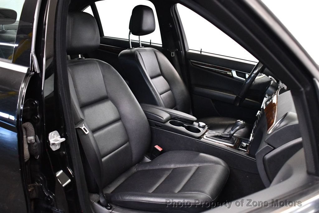Used 2013 Mercedes-Benz C 300 4MATIC Sedan w/ Premium 1 Pkg image 12