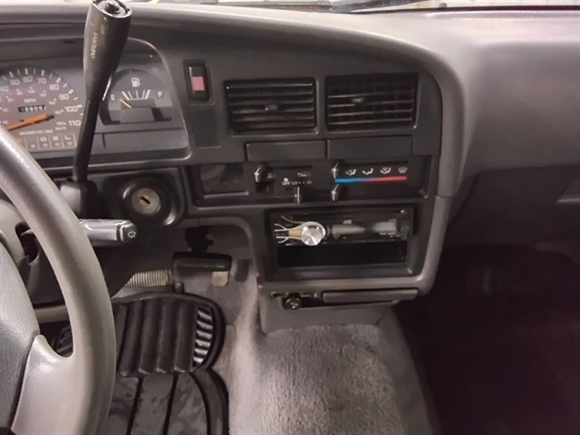 Used 1993 Toyota Pickup Deluxe image 11