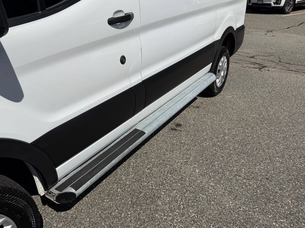 Used 2025 Ford Transit 250 Low Roof w/ Exterior Upgrade Package RWD image 7