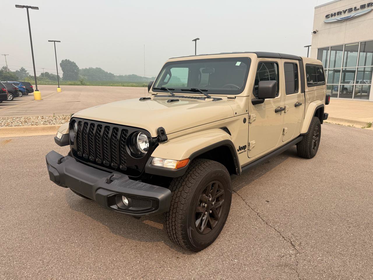 Used 2022 Jeep Gladiator Sport AWD/4WD image 7