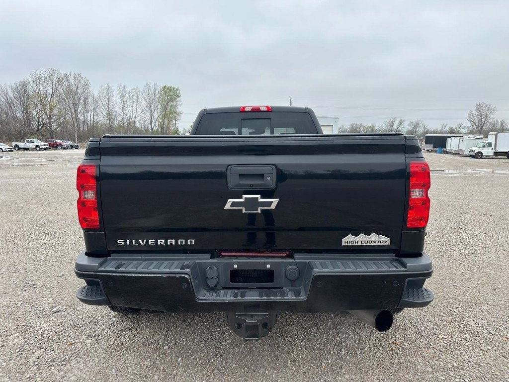 Used 2018 Chevrolet Silverado 3500 High Country w/ Duramax Plus Package AWD/4WD image 6