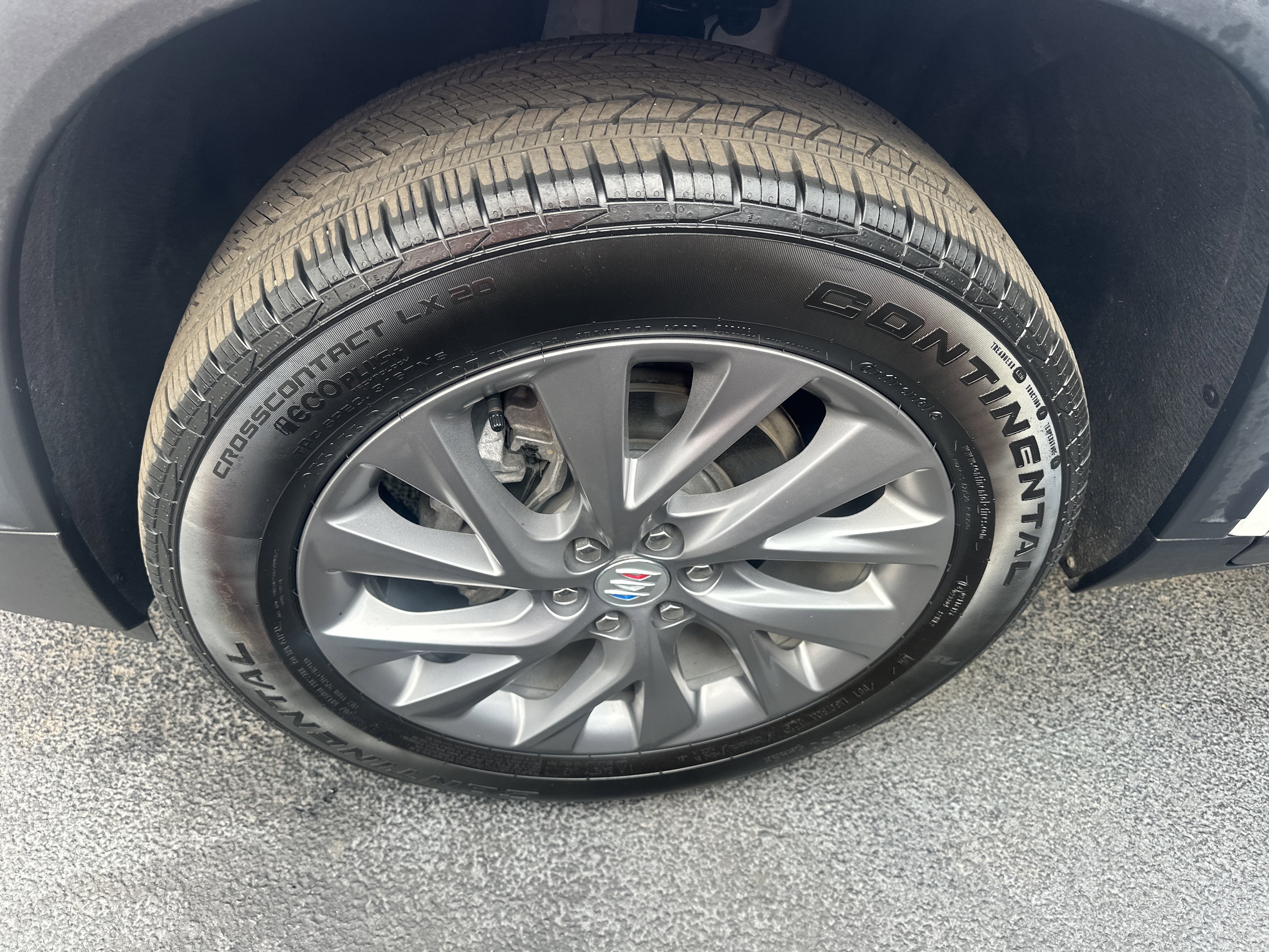 Used 2025 Buick Enclave Preferred image 21